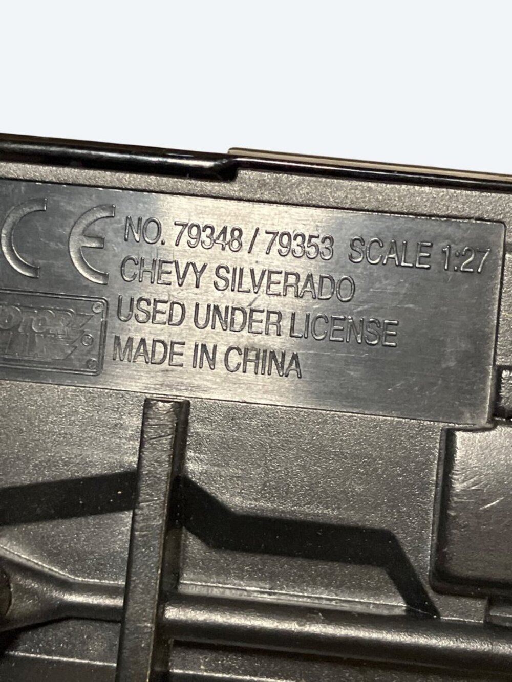 Diecast Chevy Silverado 1:27 Scale Black Truck By Motormax Collectible for Parts - Picture 12 of 14